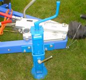 Hitch stand assembly